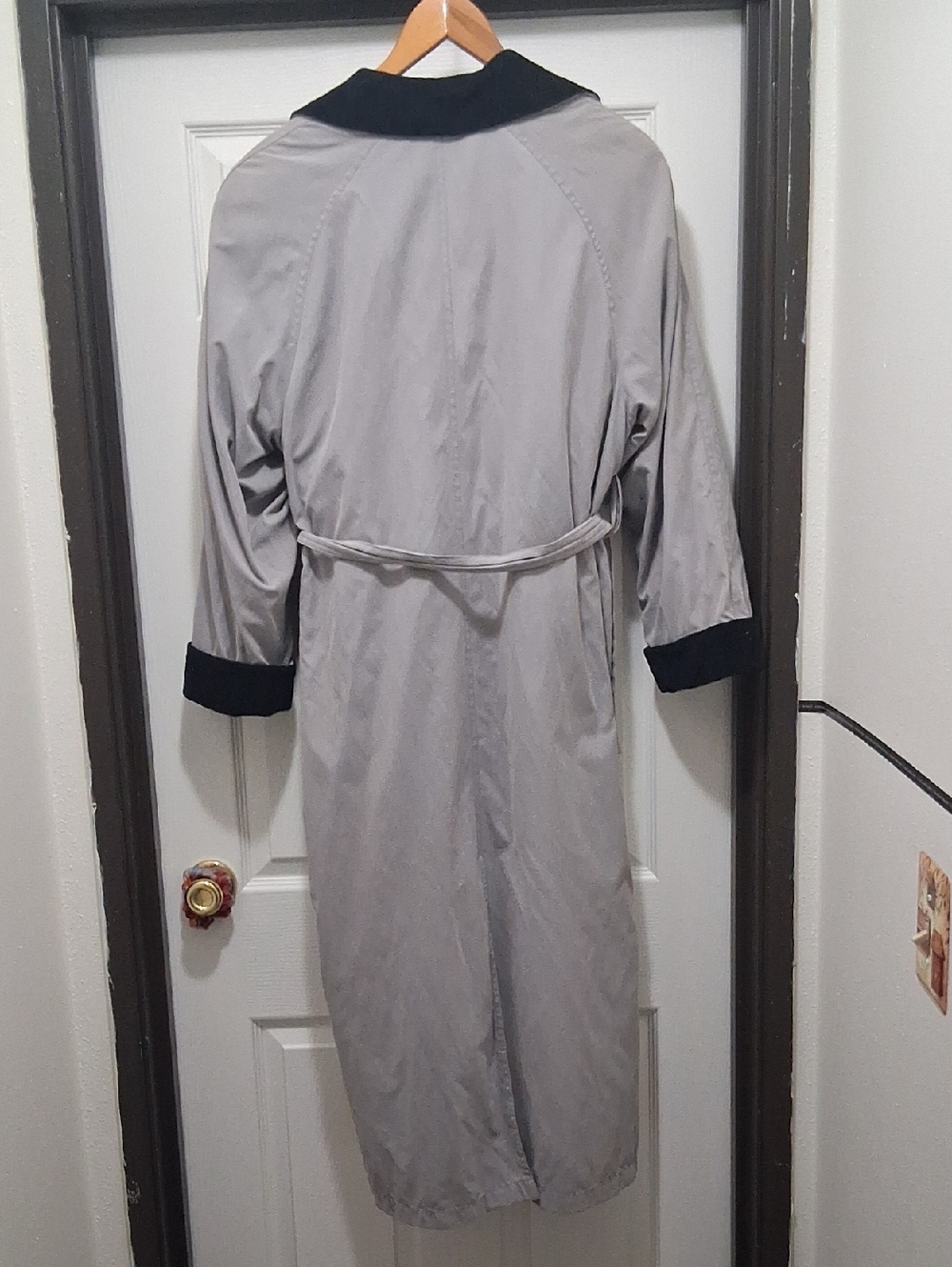 Y2k London Fog Grey Double Breadtef Trench Coat. - Picture 4 of 16